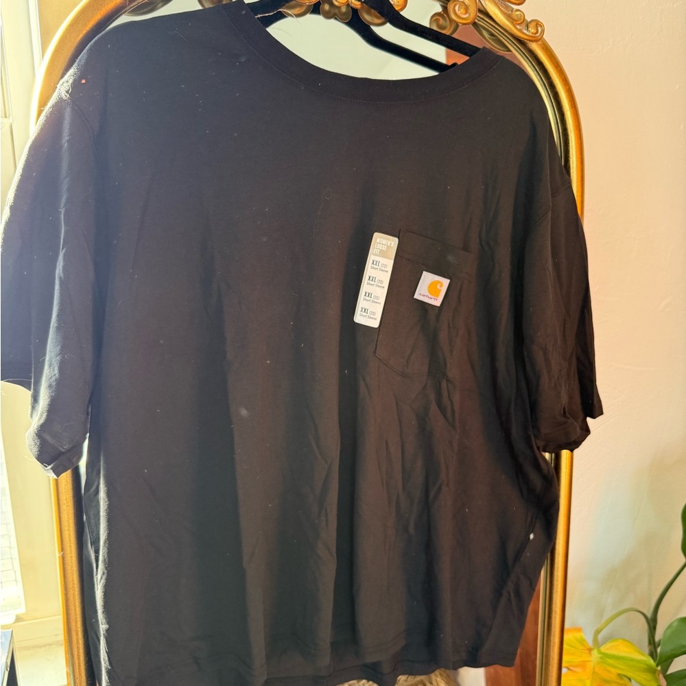 NWT Carhartt Women's Black Loose Fit T-Shirt